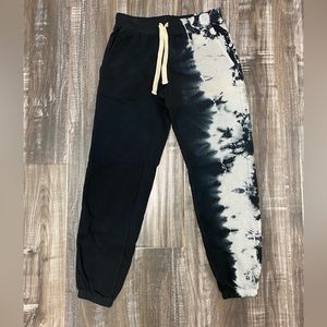 NWT ELECTRIC & ROSE 1/2 Dye Jogger